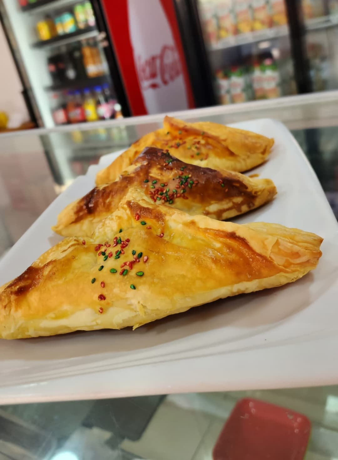 Chicken/Veg Puff